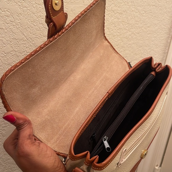 Dooney & Bourke please check all picture of condition - Picture 14 of 16